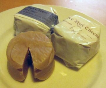 Non-Dairy Cheese: Product Reviews Image